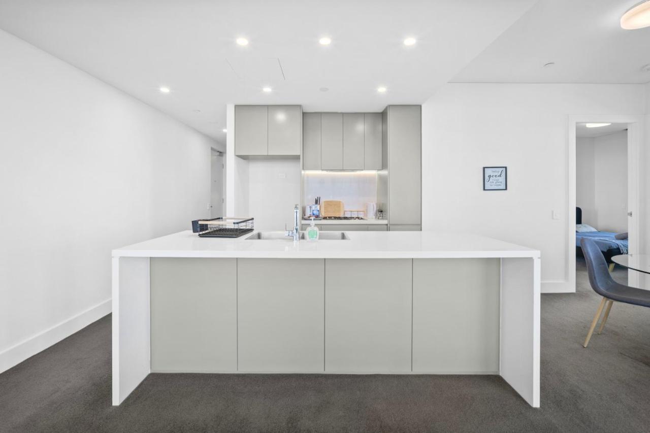 Fabulous View In Olympic Park Apartment Sydney