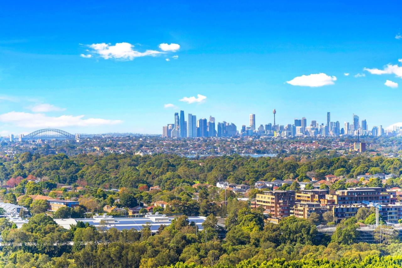 Fabulous View In Olympic Park Apartment Sydney